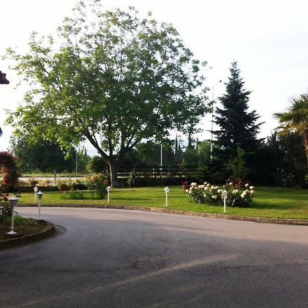 Rodopi Hotel Komotini Eksteriør billede