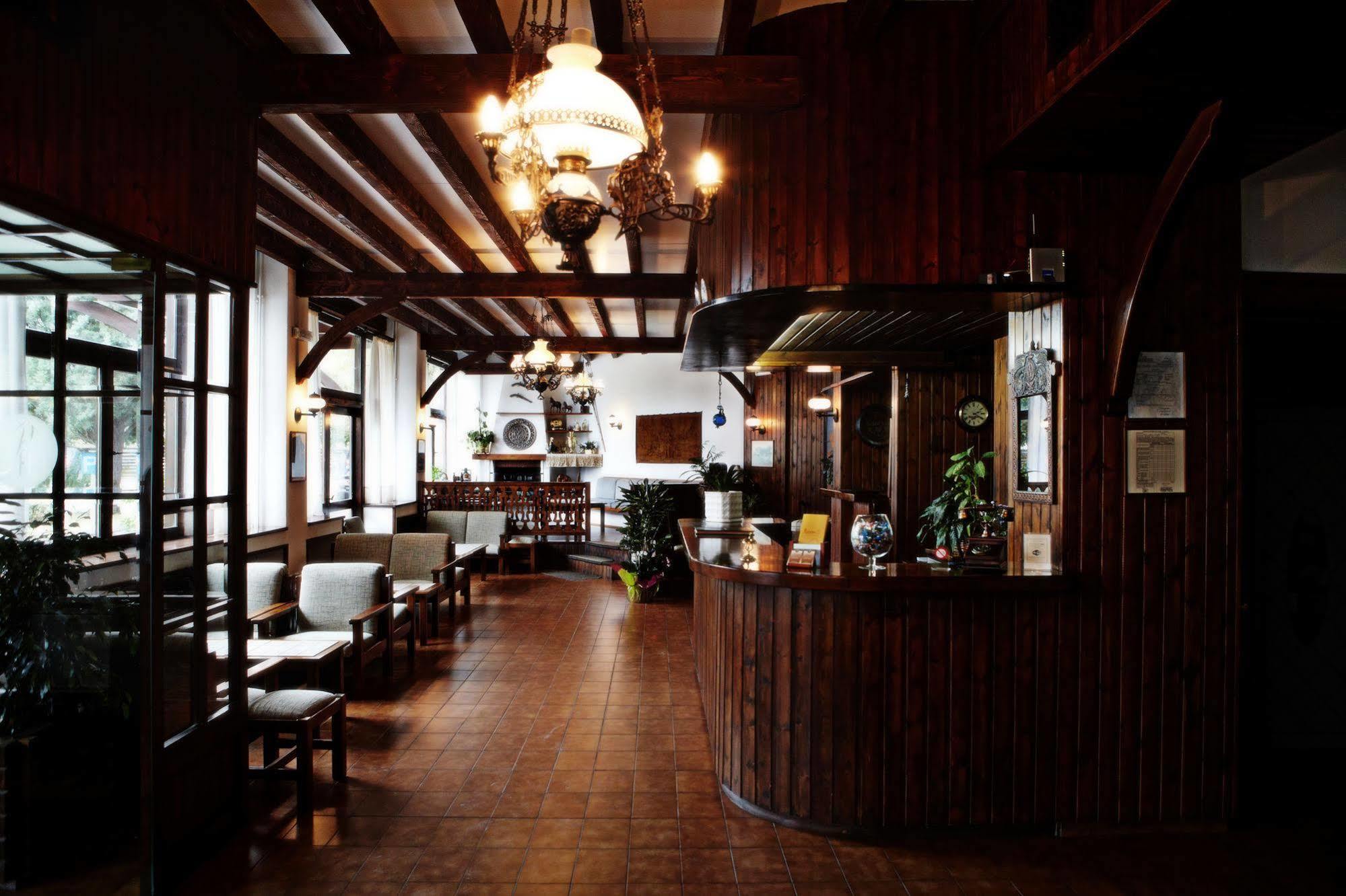 Rodopi Hotel Komotini Eksteriør billede